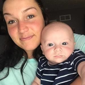 Meet your Posher, Stephanie